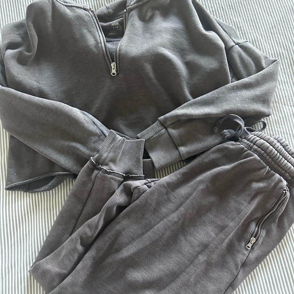 Aerie matching sweatsuit